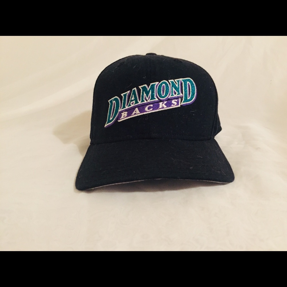 Baseball hat - Picture 1 of 2